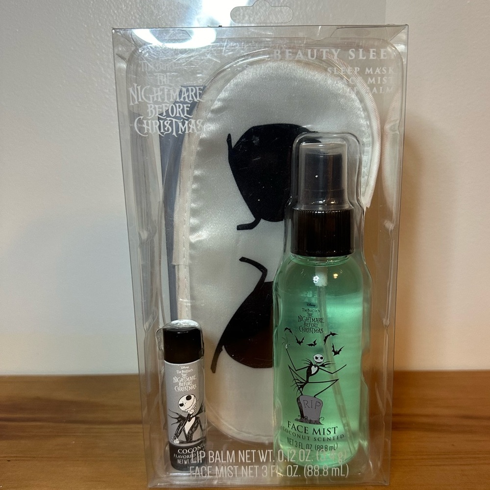 Nightmare before Christmas beauty sleep mask combo